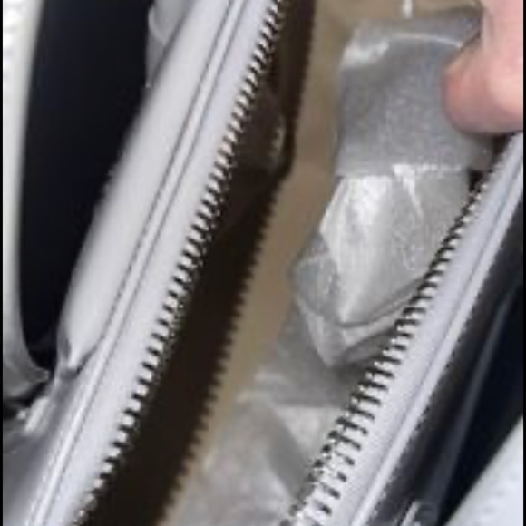 Large size antigota givenchy purse pearl grey - Picture 3 of 6